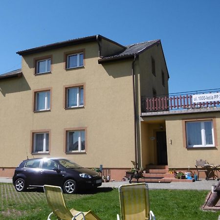 Pokoje Goscinne Monika 1000 Lecia Panstwa Polskiego 3 Владиславово Екстер'єр фото